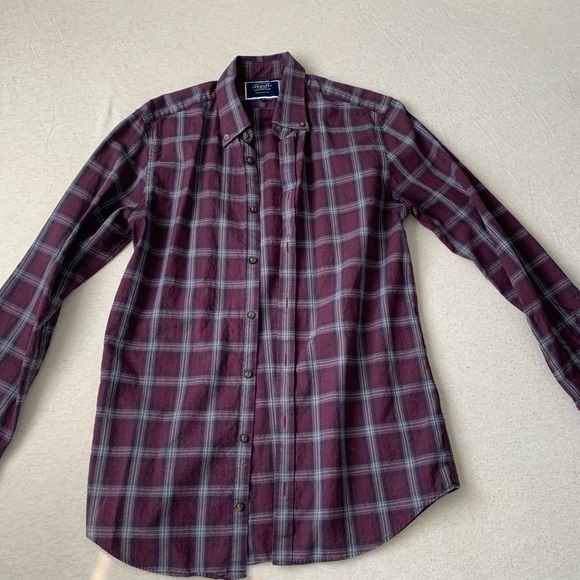 Charles Tyrwhitt Small Extra Slim Maroon shirt - Picture 2 of 3